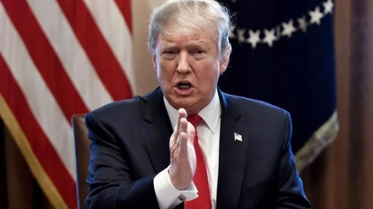 ABD Başkanı Trump: İranlılar protestoya devam edin, yardım yolda