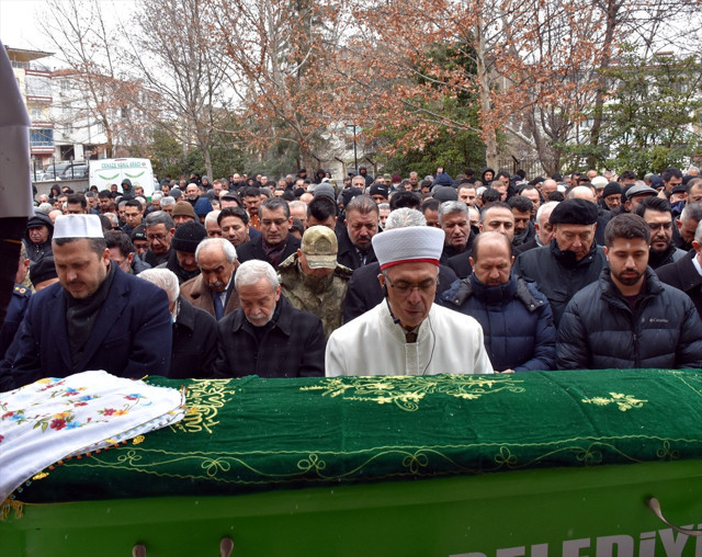 Adalet Bakan Yardımcısı Ramazan Can'ın acı günü - Resim: 1