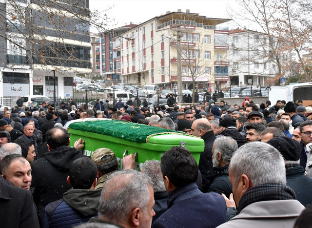 Adalet Bakan Yardımcısı Ramazan Can'ın acı günü - Resim: 0