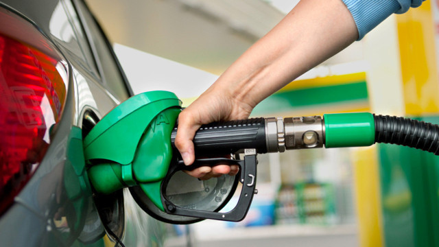 Benzinin litresi kaç lira? Motorinden sonra benzini zam var işte fiyatlar - Resim: 1