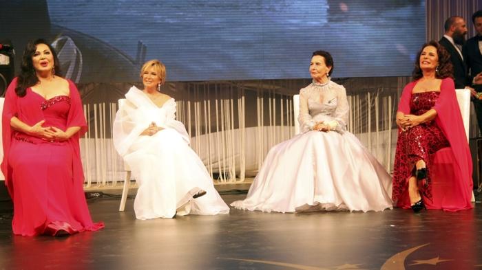 Büyük vefasızlık! Fatma Girik’in mezarı başındaki anma törenine sadece…