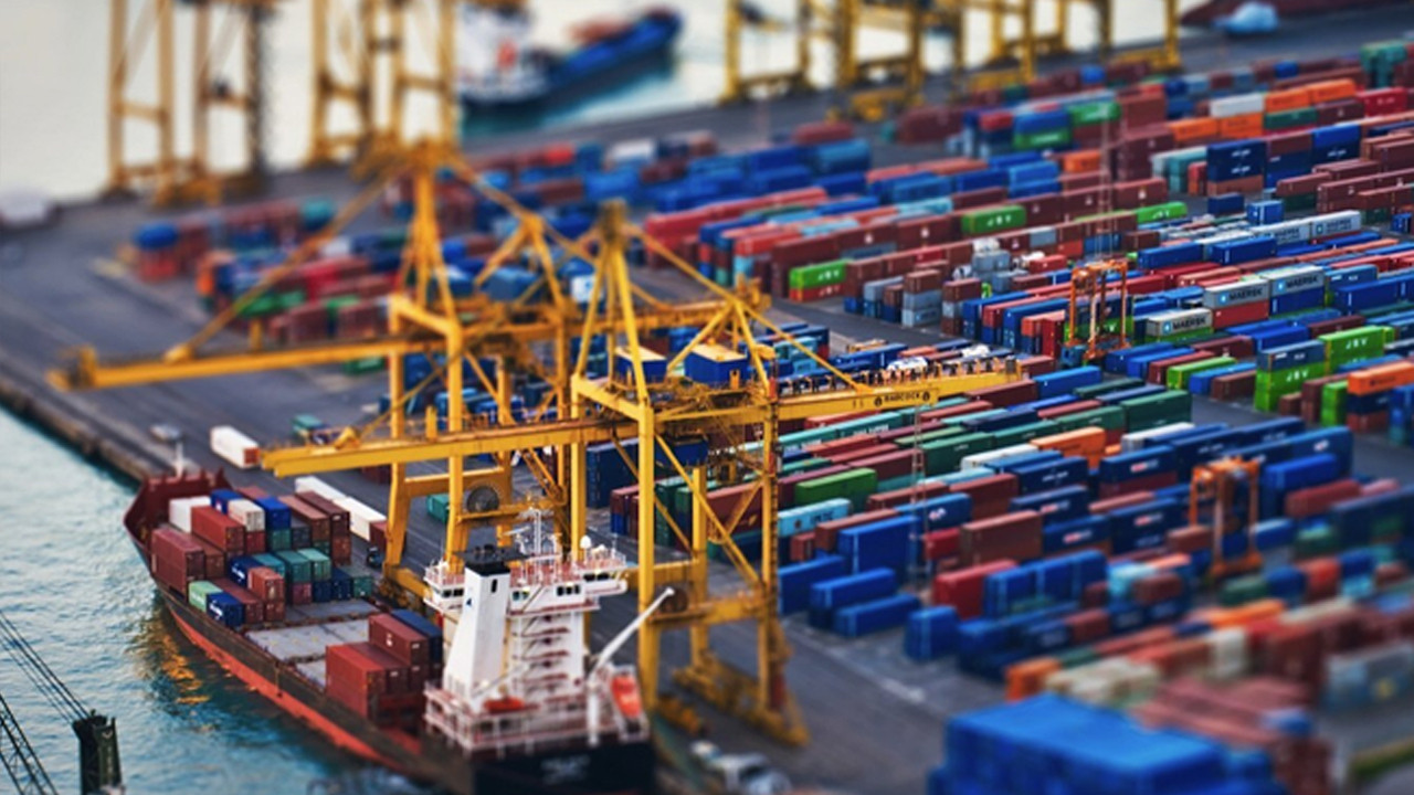 Cumhurbaşkanı Başdanışmanı Saral’dan gümrük vergisi düzenlemesine tepki: Vatandaş cezalandırılıyor