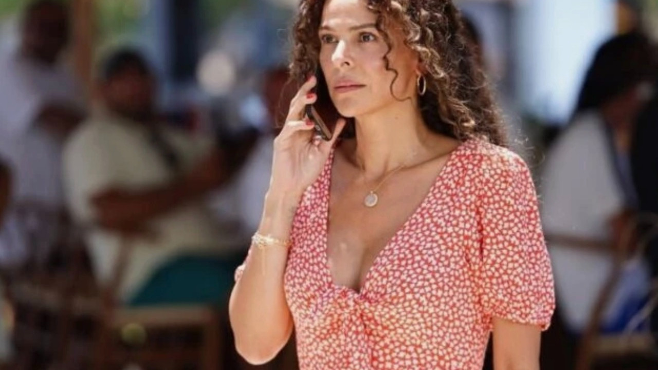 Gamze Topuz ve Celil Nalçakan’dan aşk karesi! El ele görüntü…