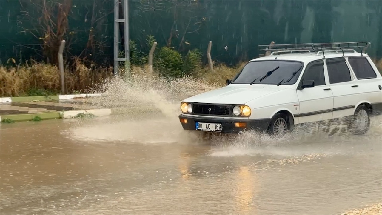 Osmaniye’de sağanak! Hayat felç oldu…