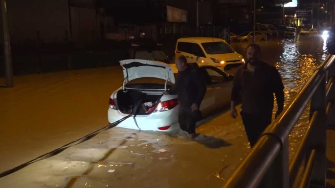 Aydın’da sağanak ve dolu hayatı olumsuz etkiledi