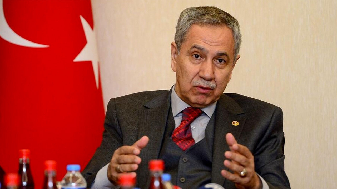 Bulent Arinc Bahceliyi Takdirle Dinledim 2