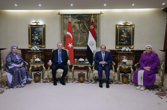 Cumhurbaşkanı Erdoğan Mısır'da böyle karşılandı - Resim: 4