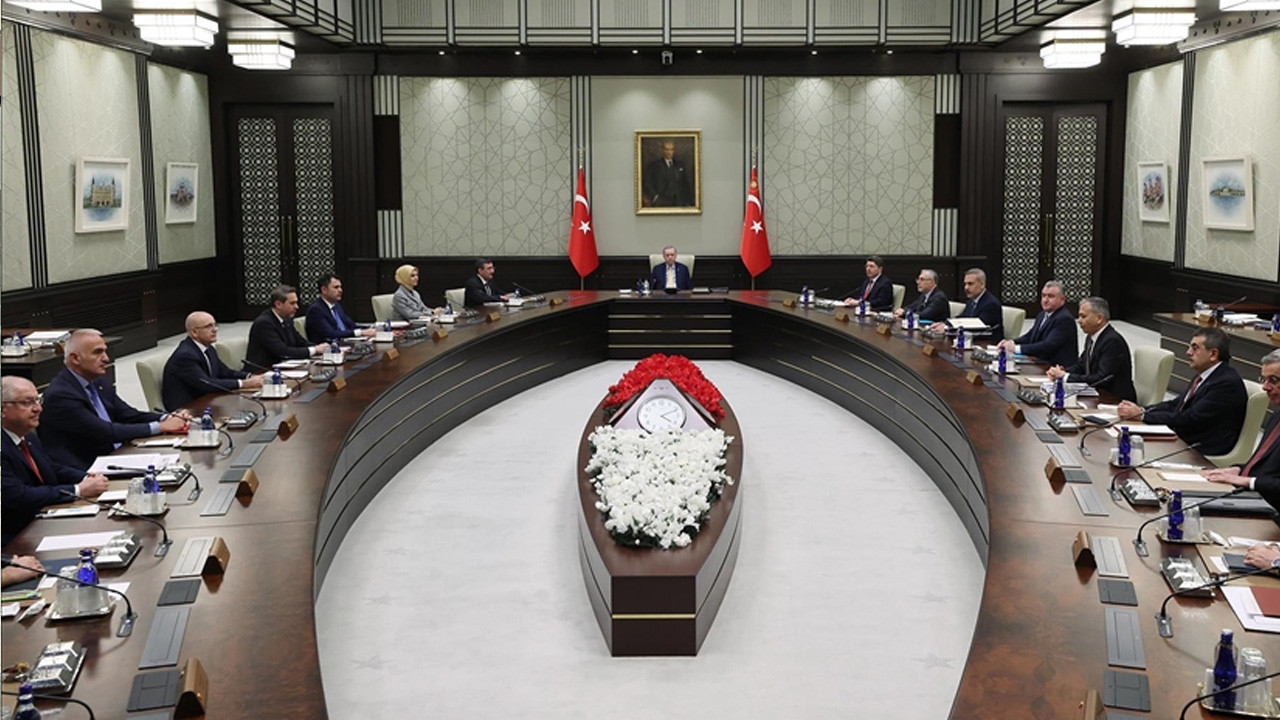 Kabine Toplantisi Basladi Iste Masadaki Konular