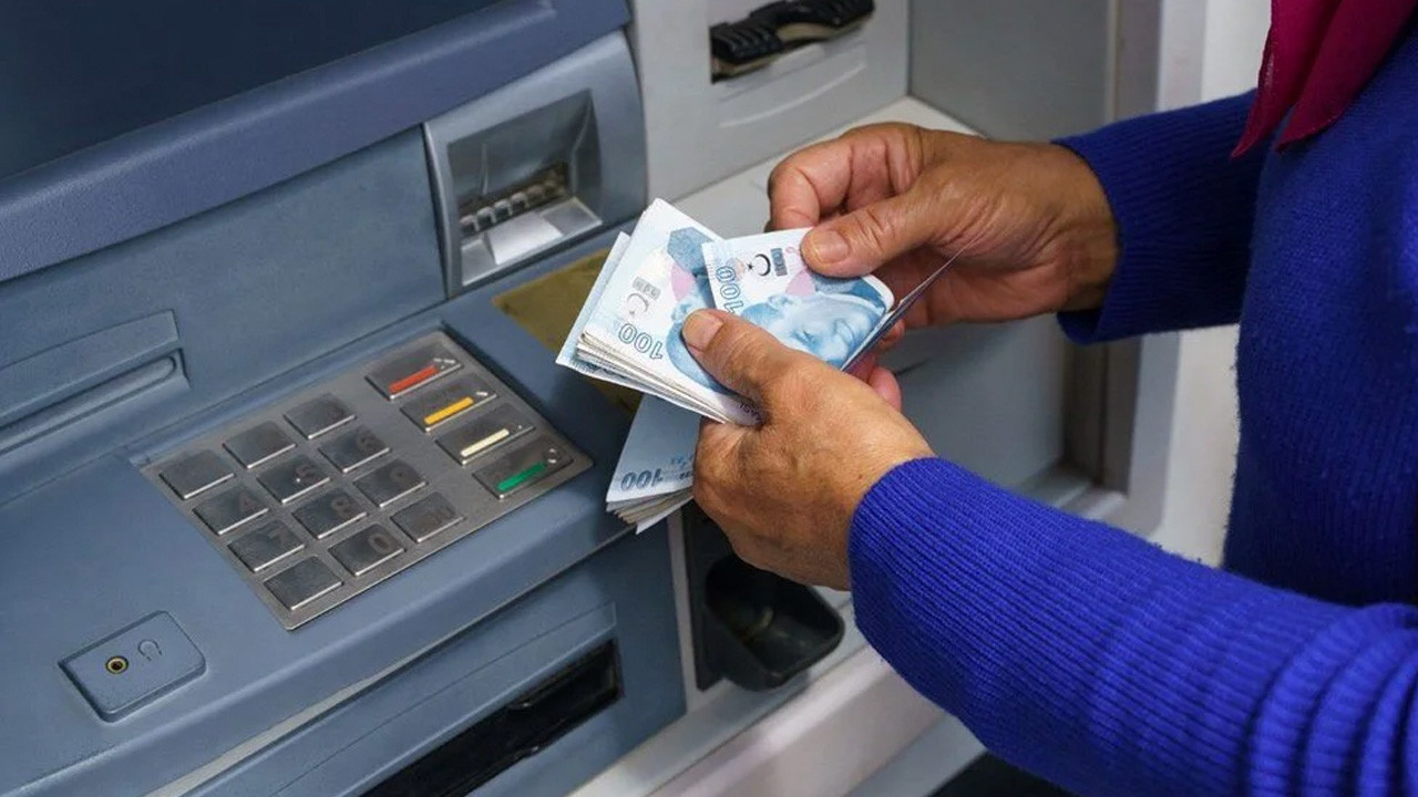 Şubat ayı yaşlı ve engelli aylıkları hesaplara yatırılmaya başlandı