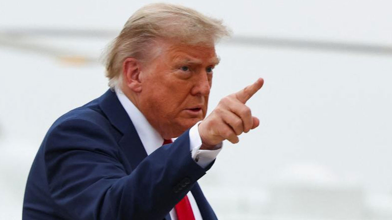 Trump, kendi adını verdiği Kennedy Center’ın tadilat nedeniyle 2 yıl süreyle kapatılacağını açıkladı