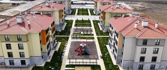 Bakan Kurum paylaştı! Konya'daki sosyal konutlarda ilk bayram heyecanı - Resim: 0