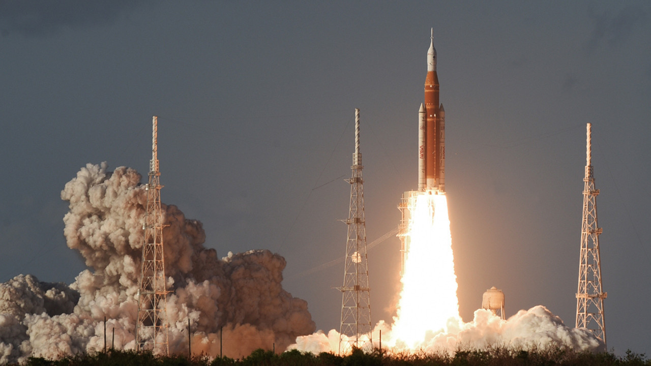 NASA 54 yıl sonra Ay’a ilk insanlı yolculuğu başlattı